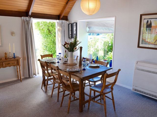 Anchor in Akaroa - Akaroa Holiday Home - 1031754 - photo 3