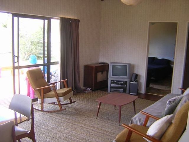 The Lakehouse Bach - Lake Rotoiti Bach - 1031755 - photo 4