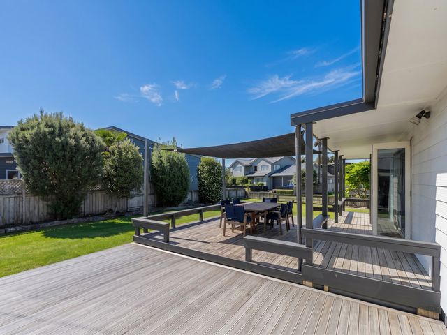 Nest by the Beach - Cooks Beach Holiday Home - 1031805 - photo 5