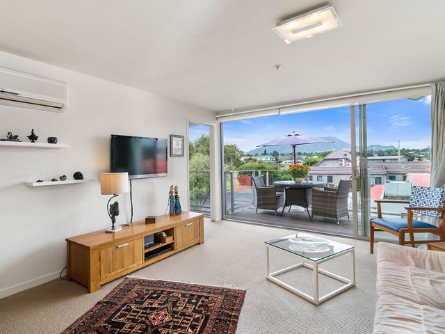 Relax on Roberts - Taupo Holiday Home - 1031874 - photo 4