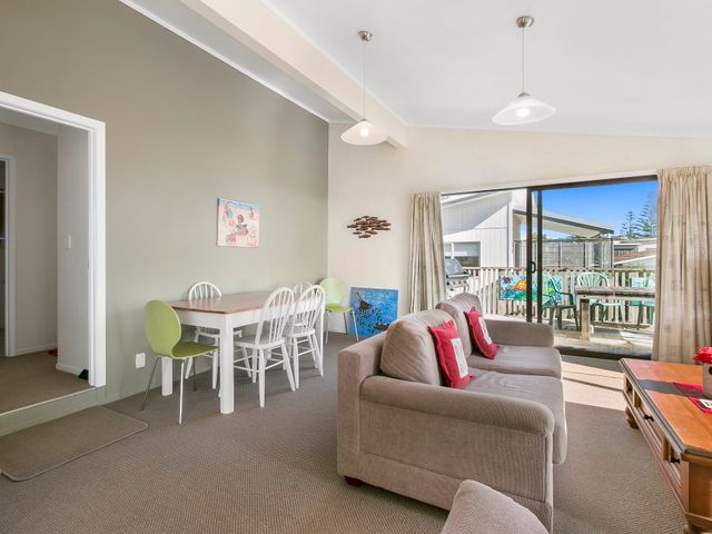 Sweeping Sea Views - Waihi Holiday Home - 1031887 - photo 4