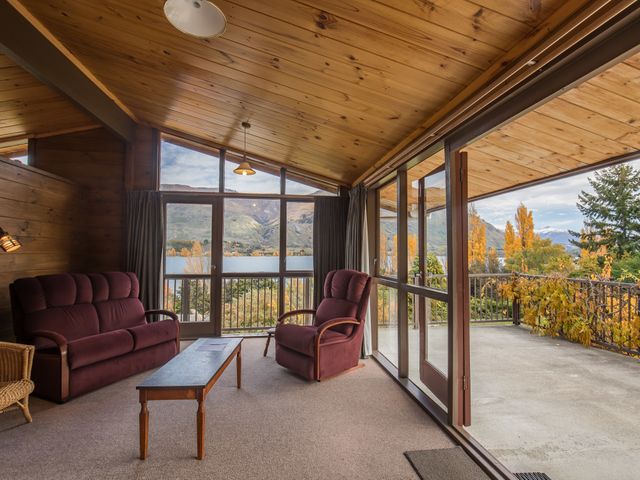Lakeside Escape - Wanaka Holiday Bach - 1032000 - photo 3