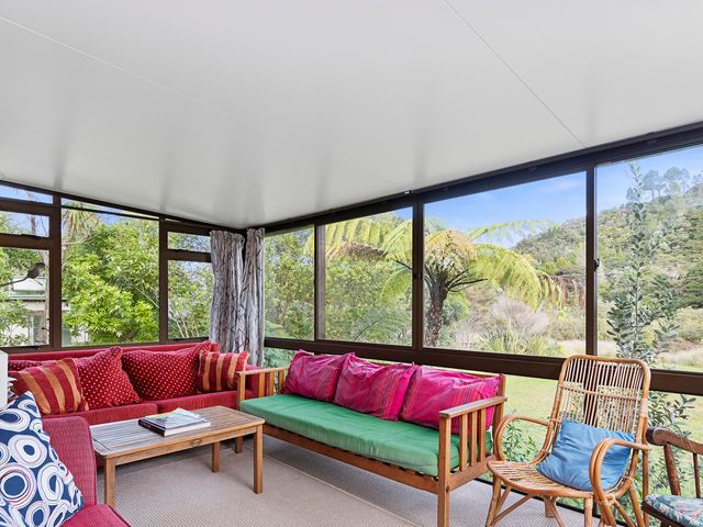 Riverview Retreat - Cooks Beach Holiday Home - 1032006 - photo 3