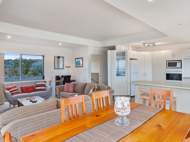 White Island Views - Ohope Holiday Home - 1032066 - photo 4