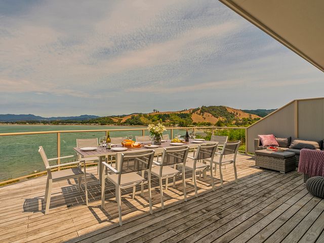 Seaview Serenity- Whitianga Holiday Home - 1032197 - photo 2
