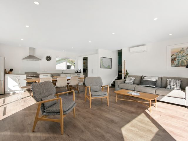 The Waihi Beach House - Waihi Beach Holiday Home - 1032209 - photo 4