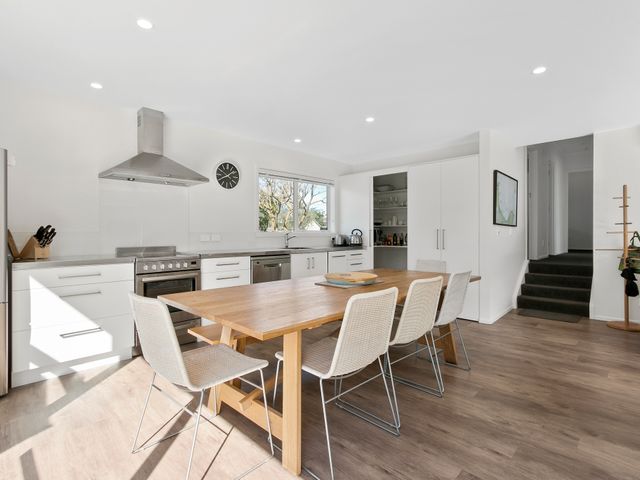 The Waihi Beach House - Waihi Beach Holiday Home - 1032209 - photo 5