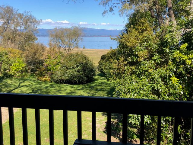 Kuratau Classic - Kuratau Holiday Home - 1032218 - photo 2