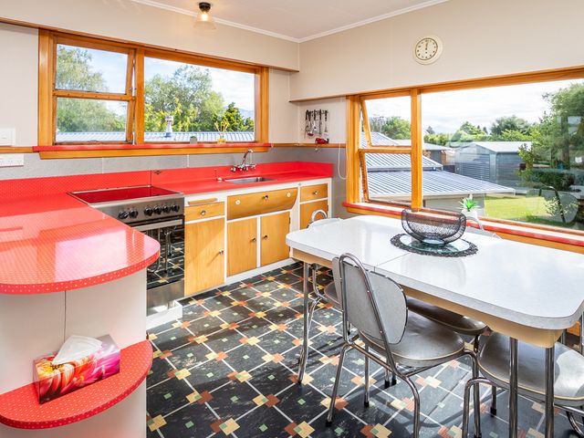 Grand View - Te Anau Holiday Home - 1032234 - photo 5