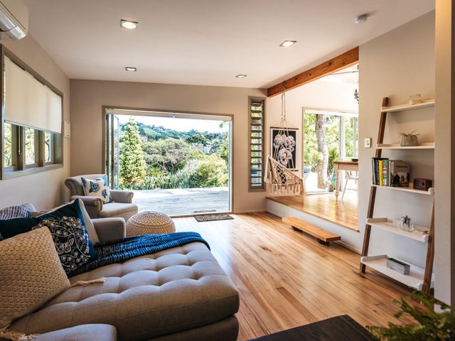 Kereru - Waiheke Holiday Home - 1032317 - photo 3