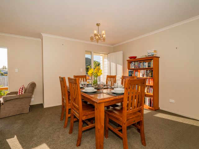 Home Base - Cooks Beach Holiday Home - 1032370 - photo 5