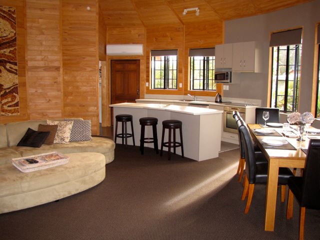 Ngauruhoe Yurt - Ohakune Holiday Home - 1032422 - photo 2
