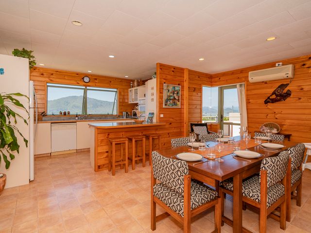 Picturesque on Paku - Tairua Holiday Home - 1032592 - photo 5