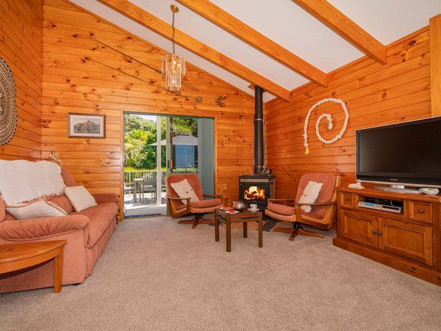 Picturesque on Paku - Tairua Holiday Home - 1032592 - photo 4