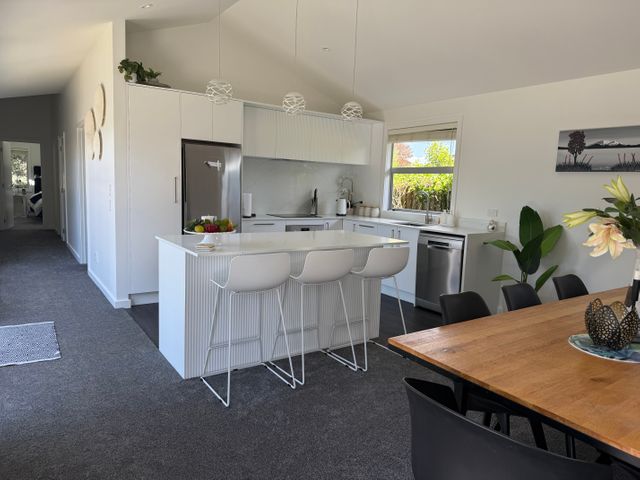 Mahuta Maison - Lake Taupo Holiday Home - 1032666 - photo 3