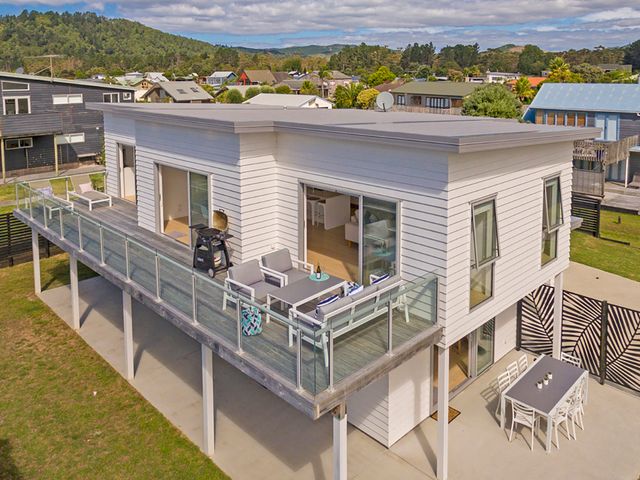 Coastal Pearl - Matarangi Holiday Home - 1032687 - photo 2