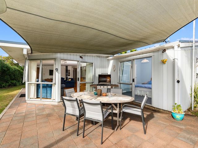 Matapouri Beach Family Haven - Matapouri Home - 1032774 - photo 2