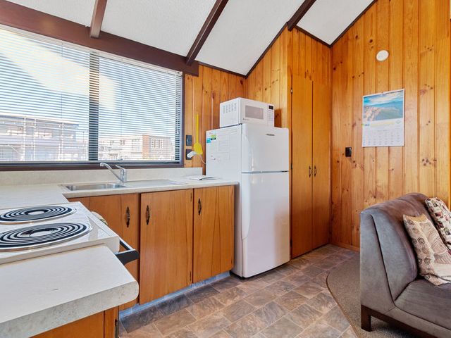 Downtown Mountview - Mt Maunganui Holiday Home - 1032814 - photo 4