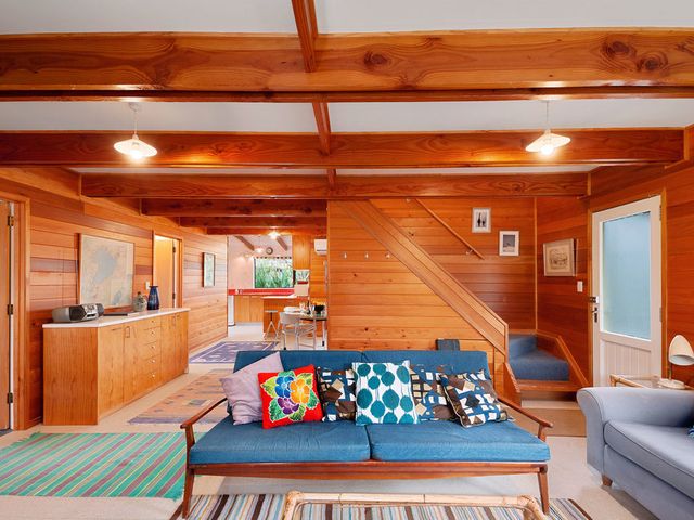 Parehopu Lake House - Taupo Holiday Home - 1032872 - photo 2