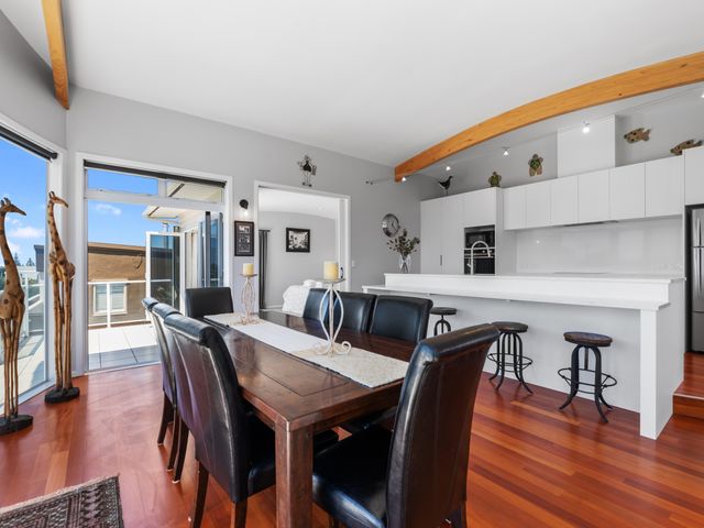 Sea Shells By The Shaw  - Waihi Beach Holiday Home - 1032912 - photo 4