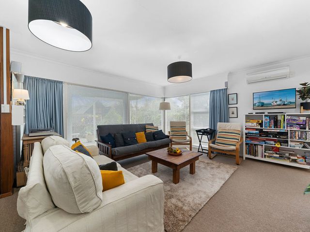 Calapso Cottage - Waikanae Beach Holiday Home - 1032946 - photo 3