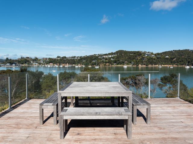 The Tide Watcher - Okiato Holiday Home - 1032972 - photo 1
