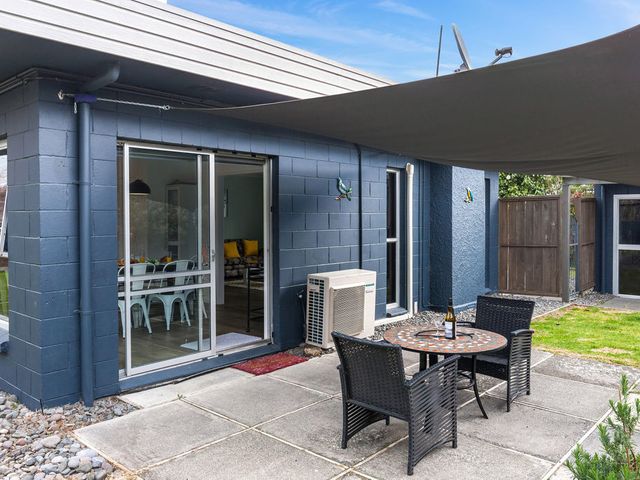 True Blue - Taupo Holiday Home - 1032999 - photo 5