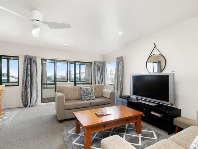 Mount Sunset - Mt Maunganui Townhouse - 1033004 - photo 3