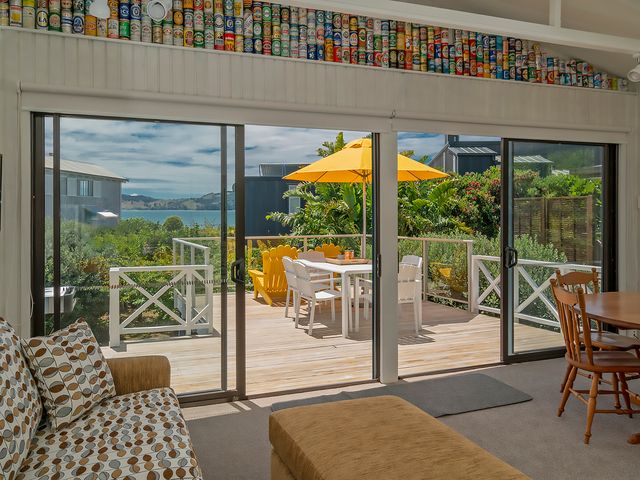 Captains Bach at Cooks - Upstairs Holiday Unit - 1033021 - photo 3