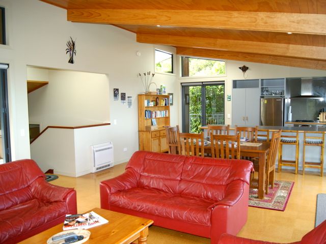 Korora - Kaiteriteri Beach House - 1033227 - photo 3