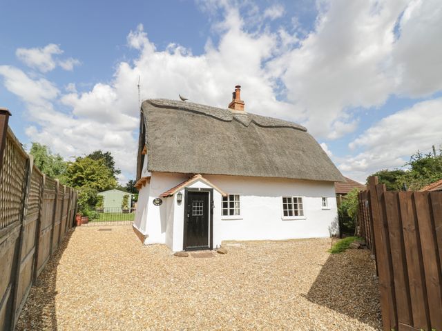 The Little Thatch Cottage - 1033740 - photo 1
