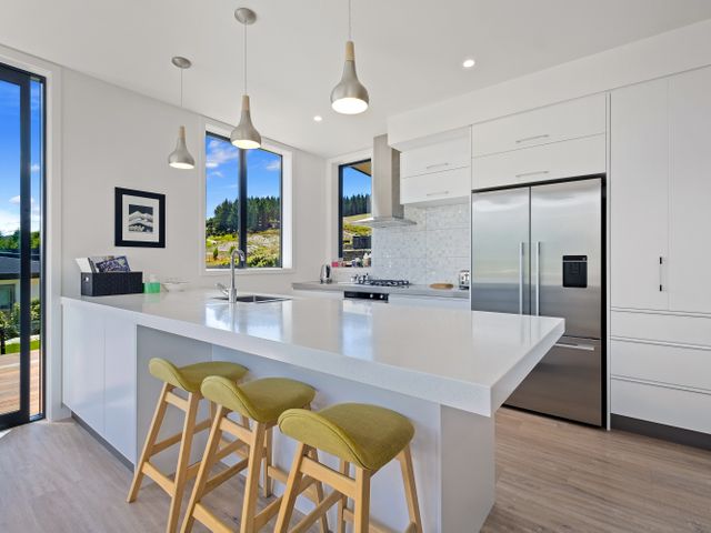 Karearea Views - Wanaka Holiday Home - 1035346 - photo 5