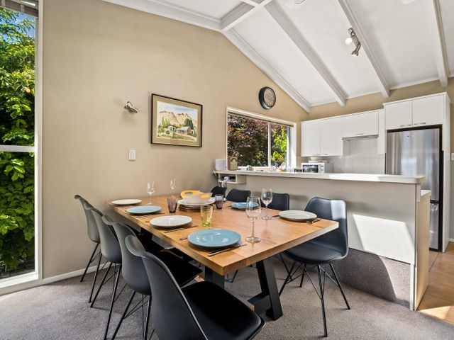 Taha Wai - Wanaka Holiday Home - 1036836 - photo 5