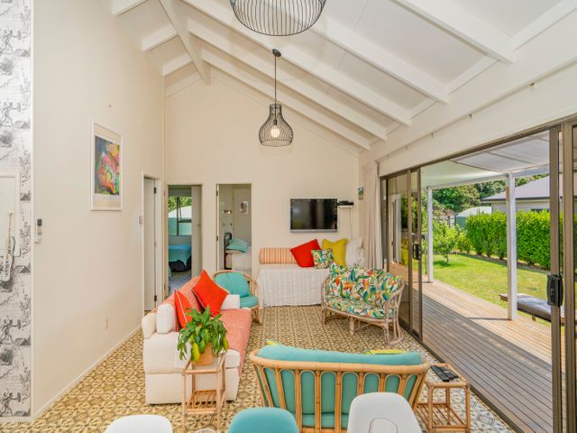 Bay Coast Happy Place - Cooks Beach Holiday Home - 1036837 - photo 4