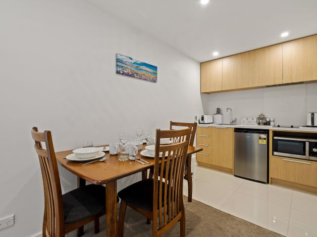 Queenstown Lake Views - Downstairs Apartment - 1037221 - photo 5