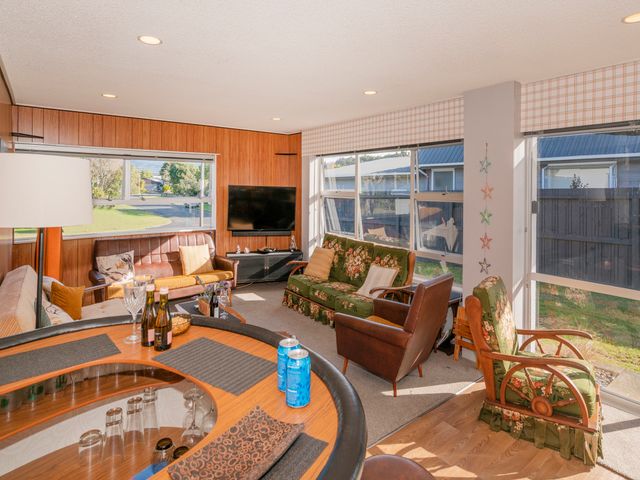 Linton's Sunshine Retreat - Whangamata Home - 1037478 - photo 2