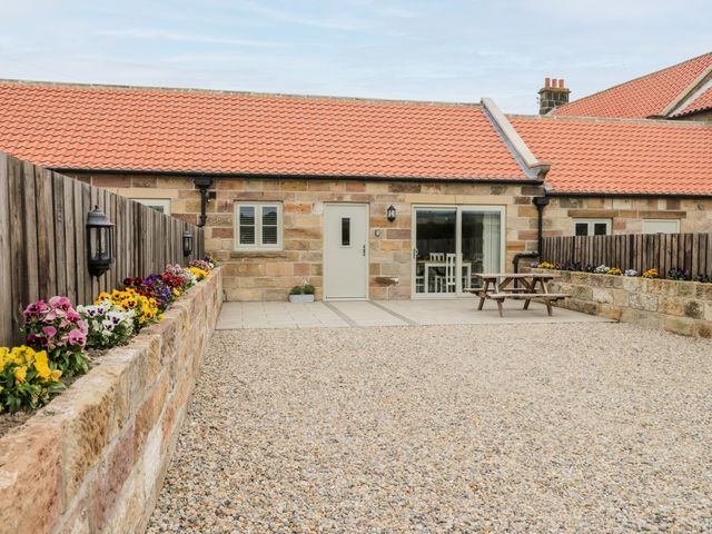 Shipswheel Cottage At Broadings Farm