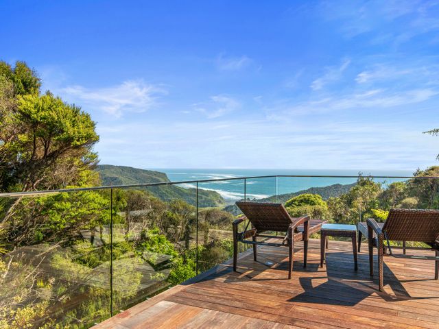 Piha - City Escape, Piha Holiday Home - 1043614 - photo 2