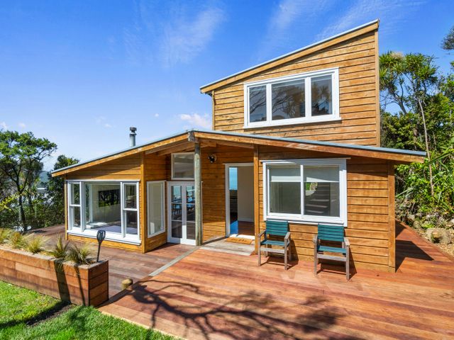 Piha - City Escape, Piha Holiday Home - 1043614 - photo 5