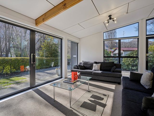 Merioneth Retreat - Arrowtown Holiday Home - 1043773 - photo 4