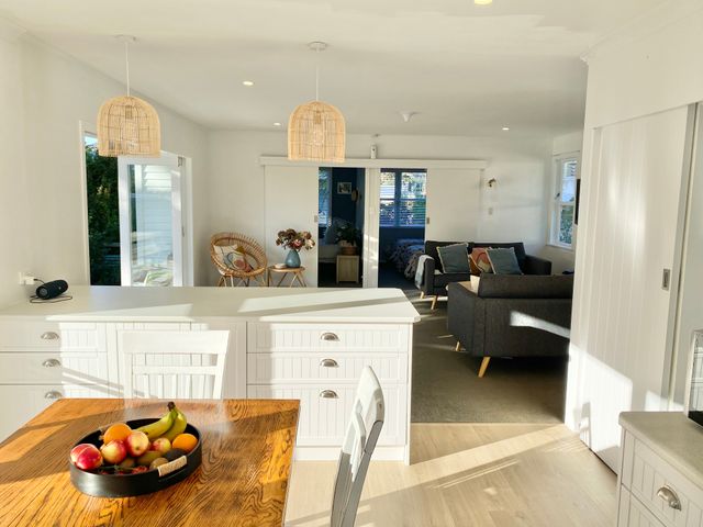 Magnolia Cottage - Kuaotunu Holiday Home - 1044195 - photo 4