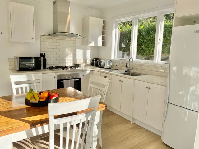 Magnolia Cottage - Kuaotunu Holiday Home - 1044195 - photo 5