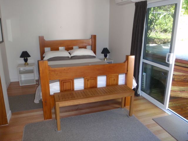 Beach Front Studio, Palms - Tapu Bay Studio - 1046182 - photo 1