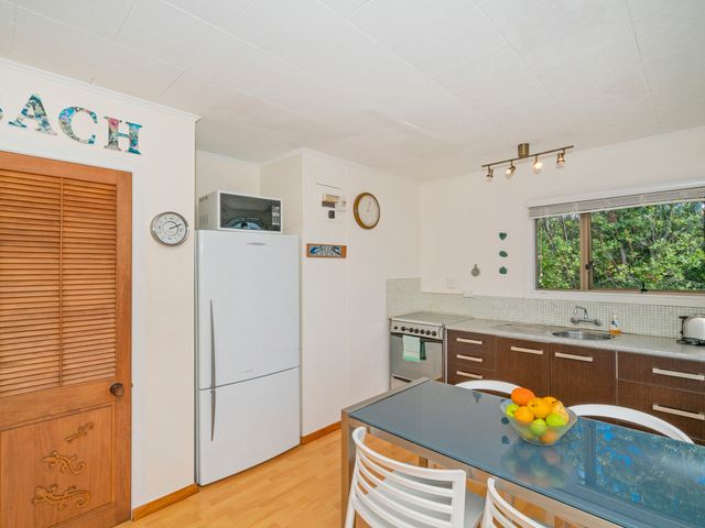 Double the Beach - Opito Bay Holiday Home - 1047493 - photo 4