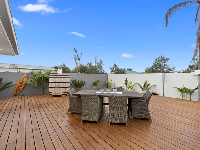 Kihi Retreat - Ruakaka Holiday Home - 1048481 - photo 4