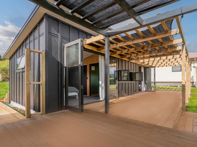 The Little Bach at Whangapoua - 1049501 - photo 4