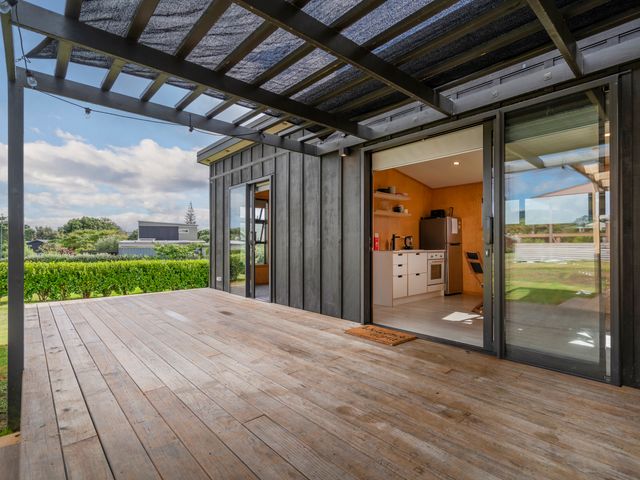 The Little Bach at Whangapoua - 1049501 - photo 5