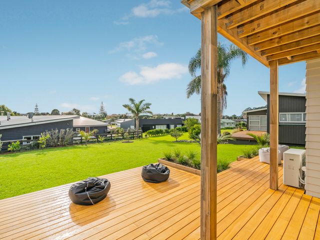 A Slice of Summer - Whangapoua Holiday Home - 1052472 - photo 4