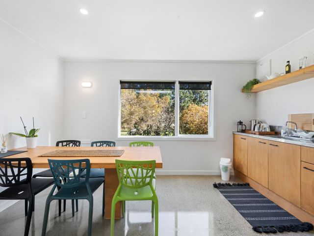 The Bunkhouse - The Lodge Te Horo - 1055999 - photo 5