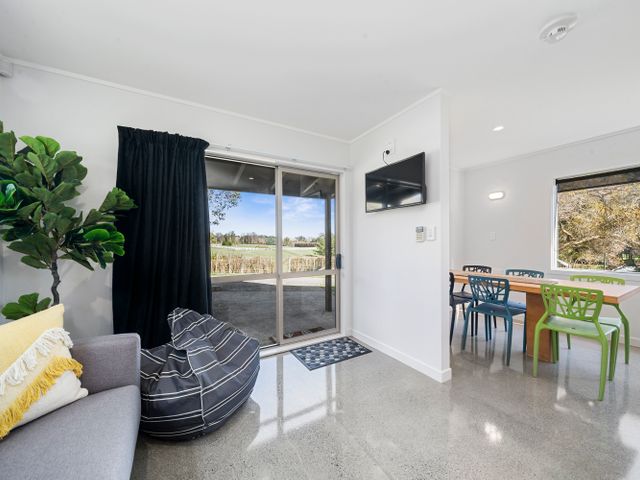 The Bunkhouse - The Lodge Te Horo - 1055999 - photo 2